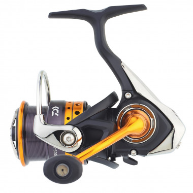 CARRETE DAIWA IPRIMI 19 LT 2000 SXH