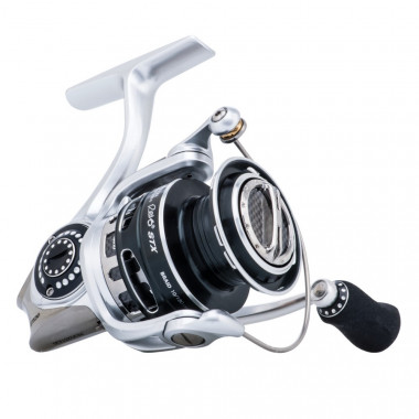 Modelo Carrete Abu Garcia Revo STX Spinning
