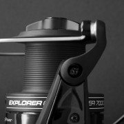 02_carrete_cinnetic_explorer_carp_runner_7000_crbk_210163.jpg