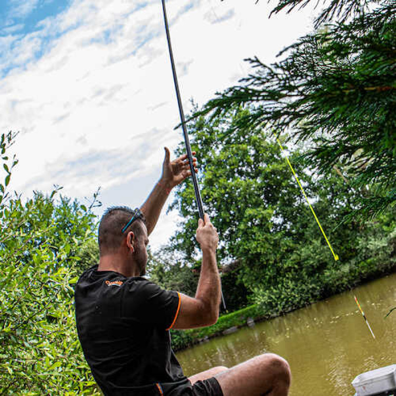 05_mango_sacadera_preston_innovations_p0230044_c_drome_power__landing_net_handle.jpg
