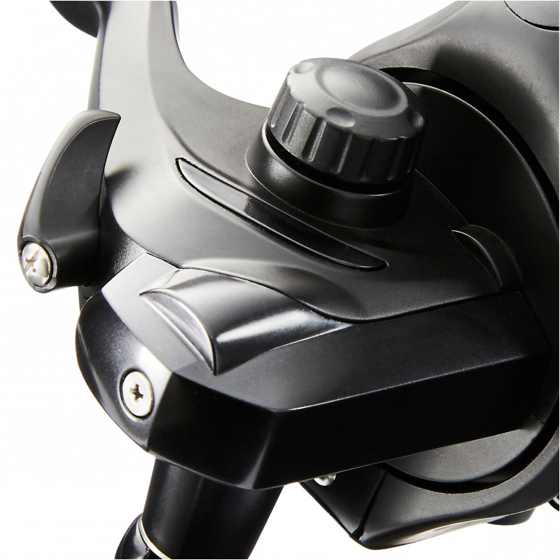 06_carrete_caperlan_reel_advant_power_5000_black.jpg